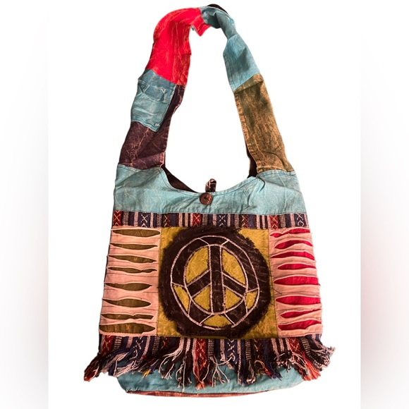 NWT.  HIPPIE/BOHO/FESTIVAL/GYPSY BAG.   CL/GR02.  B621 - Picture 3 of 4
